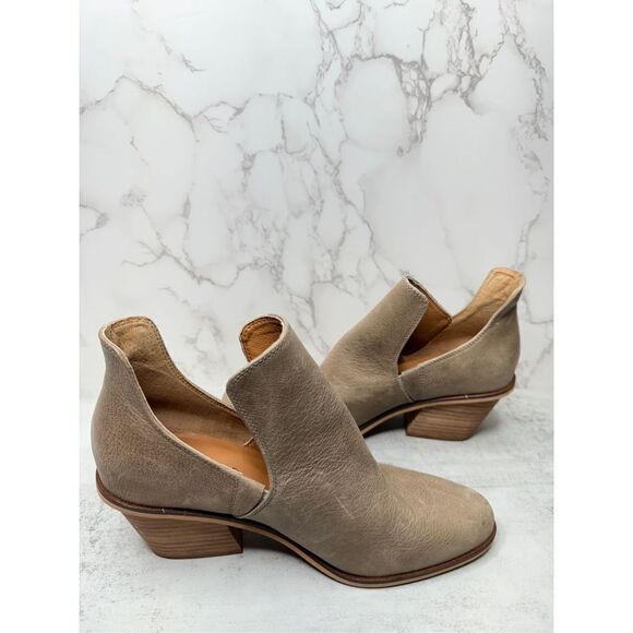 Lucky Brand Boots Womens Size 8.5 Tan Leather Block‎ Heel Pull On Style - Picture 4 of 12